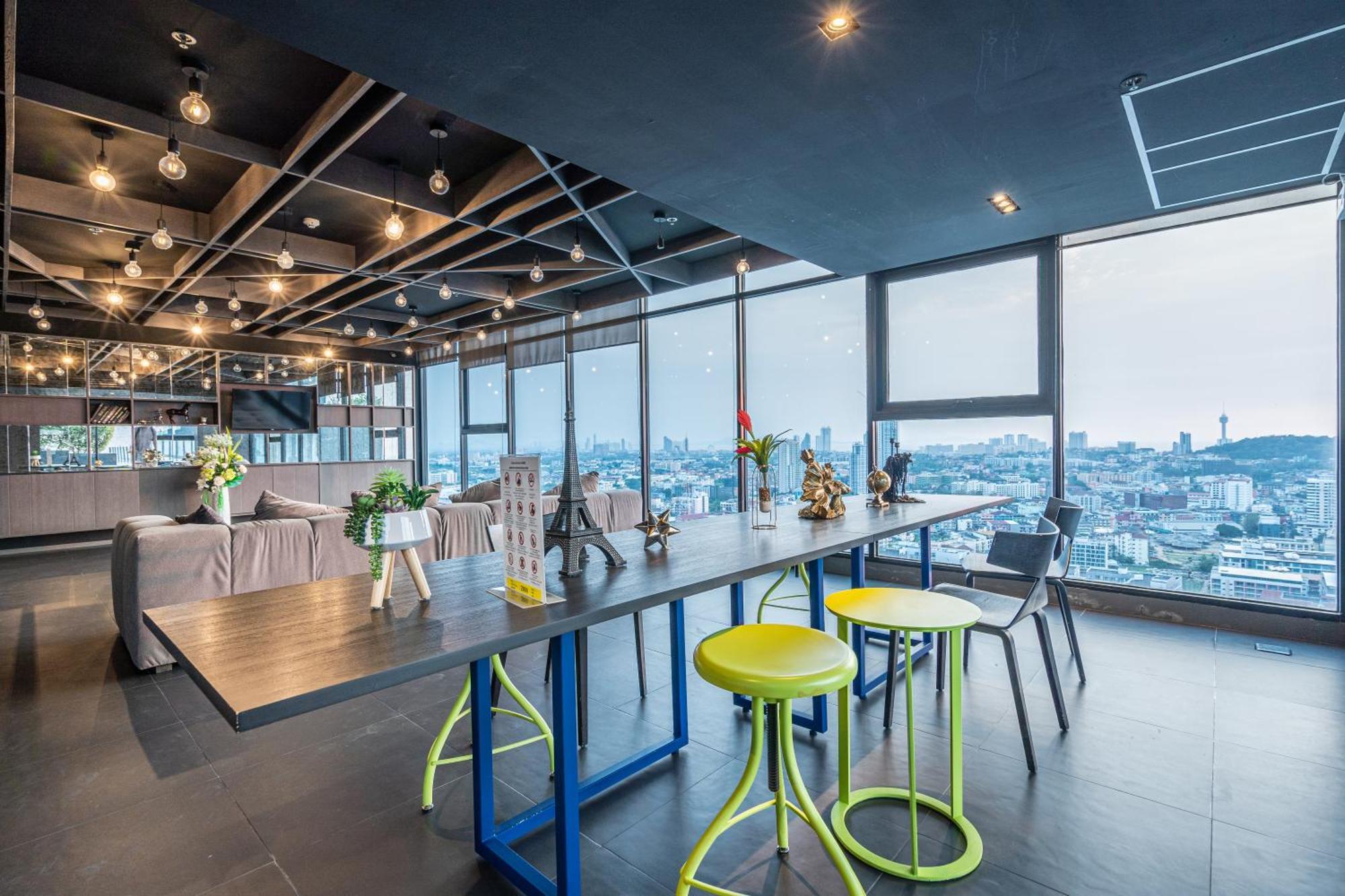 The Base Pattaya By Nami Exterior foto
